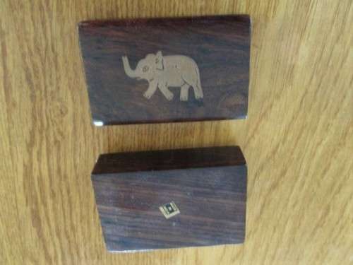CUTE SMALL WOODEN TRINKET/PILL BOX WITH INLAID BRASS - MADE IN INDIA