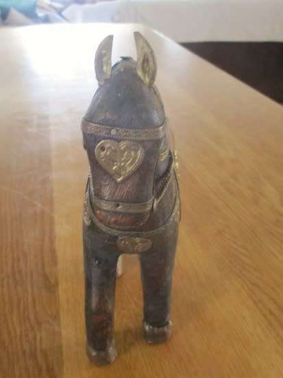 TWO VERY OLD HAND CRAFTED WOODEN HORSES WITH COPPER AND BRASS INLAYS FROM INDIA/MIDDLE EAST