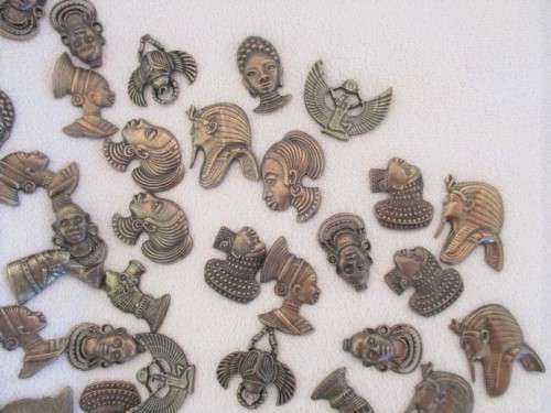 FOR THE CREATIVE SPIRIT - A BATCH OF OVER 200 METAL KNICK KNACKS - BIRDS, EGYPTIAN AND AFRICAN
