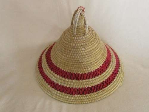 TRADITIONAL WOVEN BASOTHO HAT IN GREAT CONDITION
