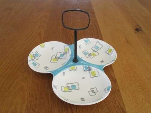 FOR LIVEROBYN ONLY-  SMALL WEMYSS CAT PLUS MIDWINTER VINTAGE 1950`s `CUBAN FANTASY`DISH