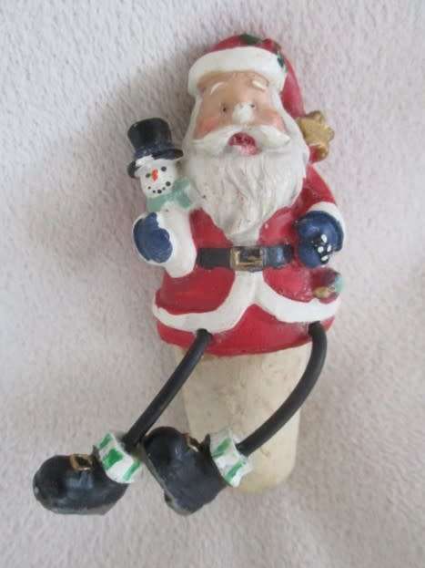 CHRISTMAS 7 -  SIX FUN BOTTLE STOPPERS FOR CHRISTMAS