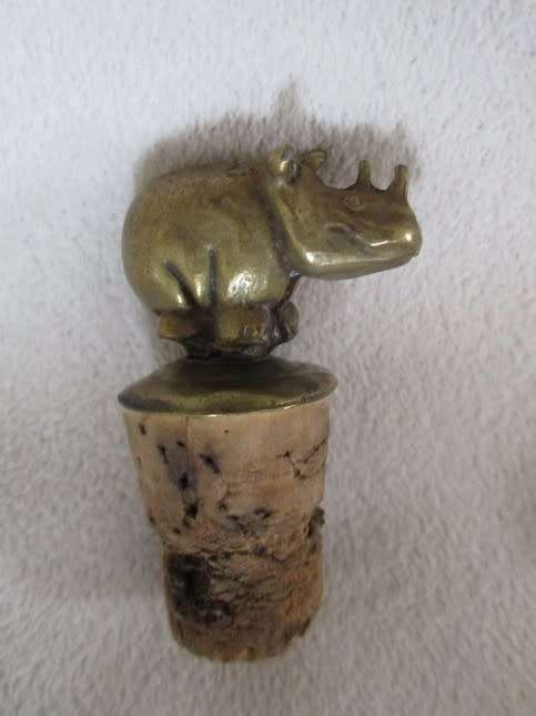 CHRISTMAS 7 -  SIX FUN BOTTLE STOPPERS FOR CHRISTMAS