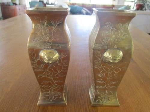 TWO STUNNING VINTAGE CHINESE HAND ENGRAVED BRASS VASES - SOLID AND HEAVY