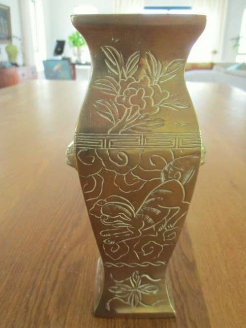 TWO STUNNING VINTAGE CHINESE HAND ENGRAVED BRASS VASES - SOLID AND HEAVY