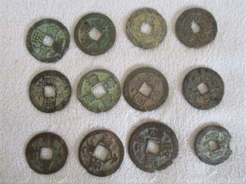 SHIPWRECK SALVAGE? SIXTEEN VERY OLD/ANCIENT? CHINESE COINS - INTERESTING FIND!!