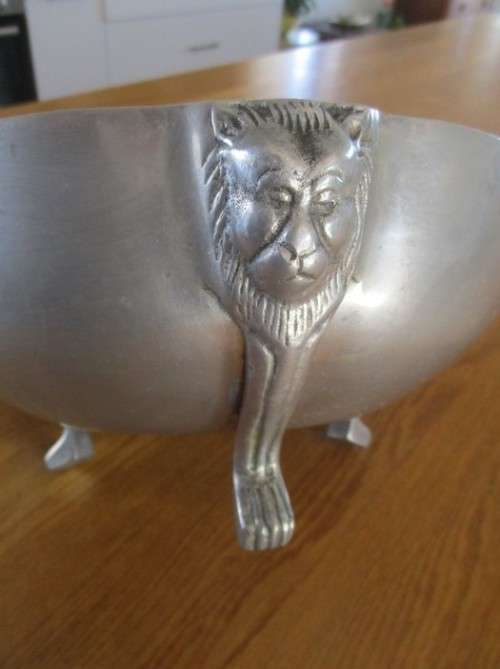 LOVELY TEKE FUNCTIONAL ART FOOTED PEWTER BOWL