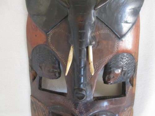 AWESOME MASK NO. 4 -  VINTAGE HANDCARVED WOODEN AFRICAN MASK - MASAI KENYA?