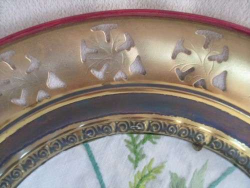 VINTAGE/ANTIQUE DELICATELY EMBROIDERED FLOWERS IN SOLID BRASS FRAME MADE IN ENGLAND