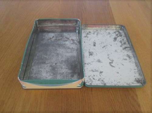 A  VERY COLLECTABLE VINTAGE 1950's EDWARD SHARP, SOUTH AFRICA TOFFEE TIN