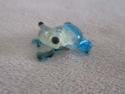 FOUR SMALL BLUE GLASS ORNAMENTS  - FISH, 2X FROGS AND TURTLE(GREAT CONDITION)