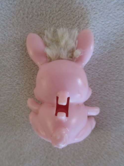 CUTE MATTEL ENCHANTIMENTS BREE BUNNY  DOLL WITH HER PET BUNNY, TWIST