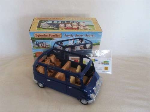 BARGAIN TIME!!  GENUINE EPOCH SYLVANIAN FAMILIES SEVEN SEATER - MINT IN BOX (DECALS INCLUDED IN BOX)