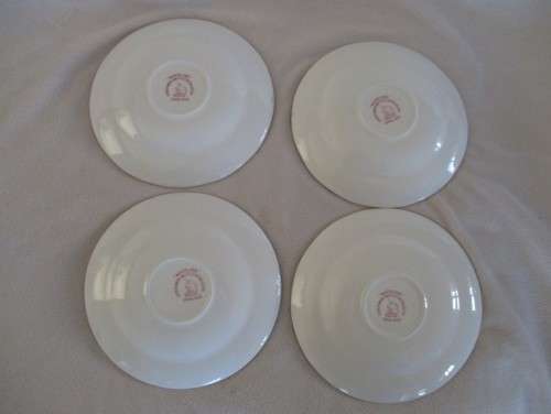A SET OF FOUR VINTAGE ENOCH WEDGWOOD (TUNSTALL) "WOODLAND" CUPS AND SAUCERS