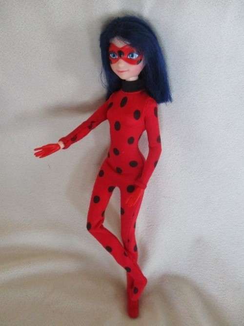 BANDAI - RATHER RARE BANDAI MIRACULOUS ZAG HEROEZ LADYBUG FIGURE