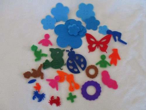 VERY OLD AND RARE OXWAGON MAZAWATTEE TIN FILLED WITH INTERESTING VINTAGE SEWING ITEMS