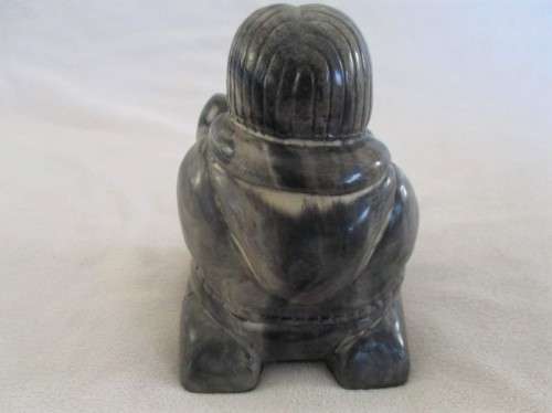 COLLECTOR`S PIECE -  THORN ARTS, CANADA CARVED STONE SCULPTURE -  INUIT MOTHER AND CHILD