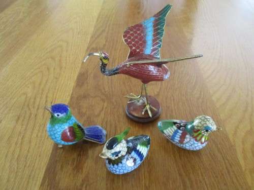 A GROUP OF FOUR VINTAGE CLOISONNE BIRDS
