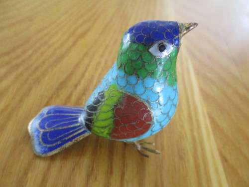 A GROUP OF FOUR VINTAGE CLOISONNE BIRDS