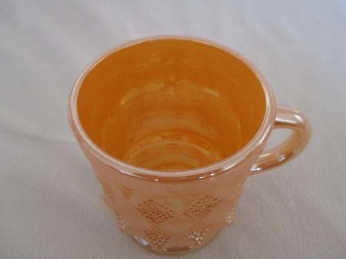 VINTAGE ANCHOR HOCKING FIRE KING KIMBERLY PEACH LUSTRE COFFEE MUG