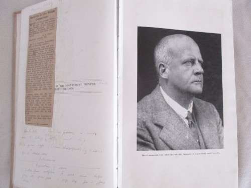 OLD UNION OF SOUTH AFRICA HANDBOOK FOR FARMERS IN SOUTH AFRICA (1937)