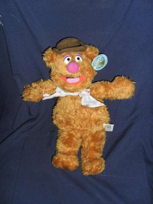 SOMETHING DIFFERENT FOR YOUR COLLECTION : FOZZIE BEAR FROM THE MUPPETS!