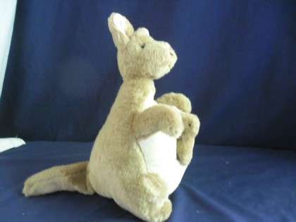 HER WE HAVE ROO AND KANGA FROM THE CLASSIC POOH COLLECTION!!