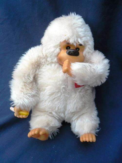 CUTE GONGA THUMB-SUCKING GORILLA!! (CREAM COLOURED)