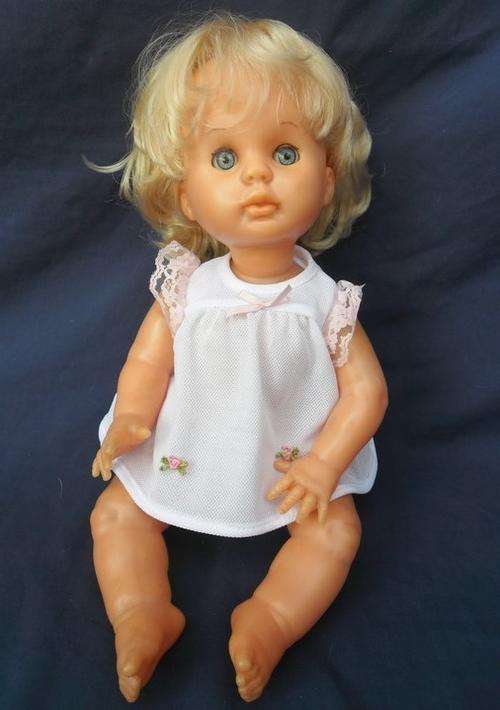 LOVELY FIRST LOVE "TWISTY BODY" DOLL!!!  ORIGINAL DRESS??