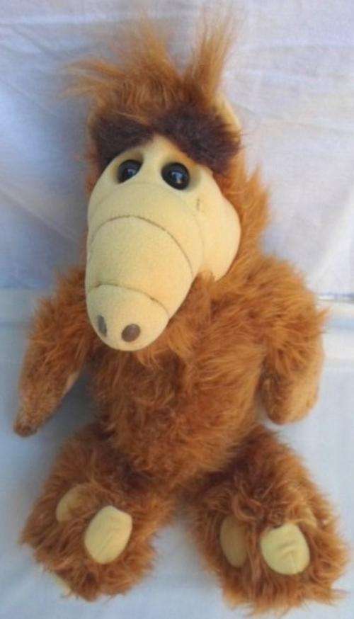 VINTAGE ALF!!  THE MOST LOVED T.V. CHARACTER OF ALL TIME!!  48CM TALL