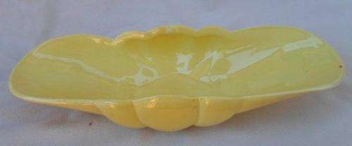 VINTAGE LUCIA WARE DISH!