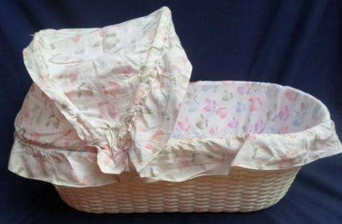 A LARGE VINTAGE 1980's HARD PLASTIC DOLL'S CRADLE WITH WOVEN BASKET LOOK AND HOOD!!