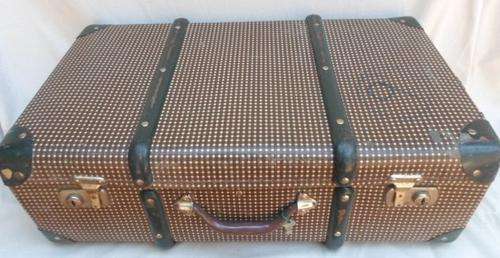 OLD VINTAGE SUITCASE FOR DISPLAY!!