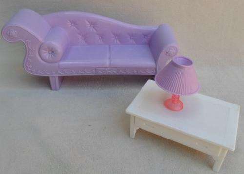 STUNNING CHAISE LOUNGE, TABLE AND LAMP FOR BARBIE IN GREAT CONDITION!!