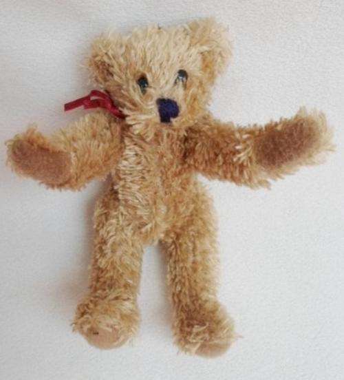 A SWEET 1999 'HEARTFELT COLLECTIBLES' FULLY JOINTED MINIATURE TEDDY!!