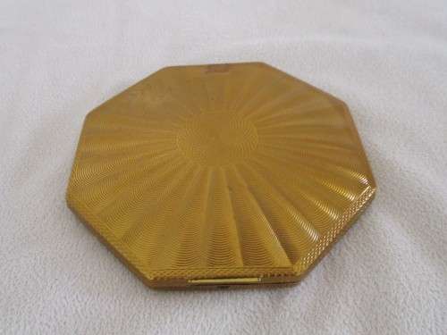 FOR KERINA ONLY - VERY DECORATIVE AND UNUSUAL POWDER COMPACT - MADE IN ENGLAND - LARGER SIZE