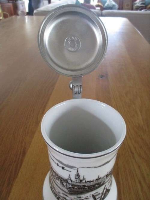 REIN ZINN GEGOSSEN BEER STEIN WITH PEWTER LID - GREAT CONDITION