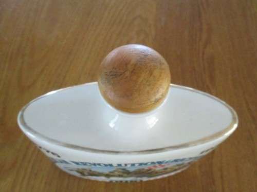 VINTAGE 1976 LIMITED EDITION - AMERICAN REVOLUTION BICENTENNIAL PORCELAIN BOURBON BOTTLE