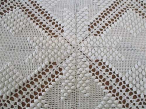 RELISTED - VERY LARGE, QUALITY, EXPERTLY HAND CROCHETED TABLE CLOTH/BEDSPREAD  - 2.50M X 1.57M