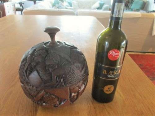 VERY LARGE HAND CARVED WOODEN AFRICAN TRINKET BOX