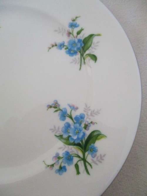 ROYAL ALBERT `FORGET-ME-NOT` SIDE/CAKE PLATE
