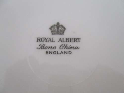ROYAL ALBERT `FORGET-ME-NOT` SIDE/CAKE PLATE