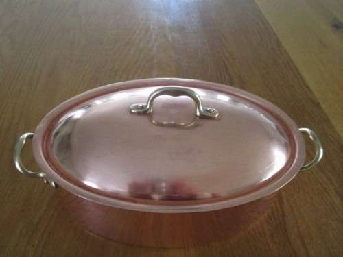 RARE VINTAGE BONGUSTO, ITALY COPPER LIDDED CASSEROLE DISH WITH BRASS HANDLES - GREAT CONDITION