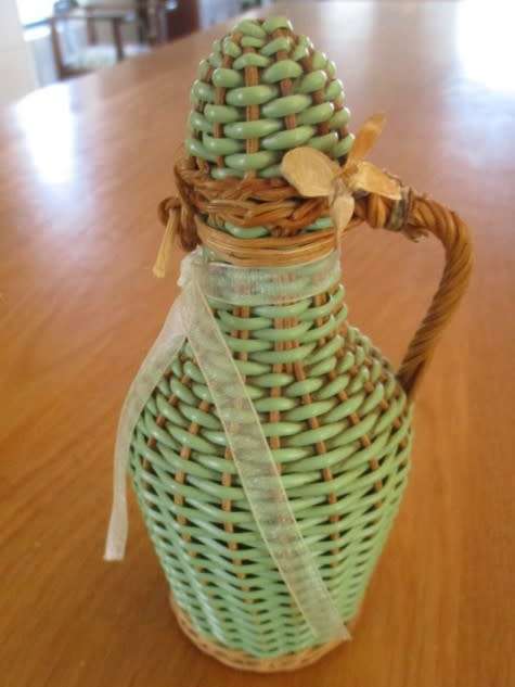 RARE!  3 VINTAGE 1930`s KWV WINES WICKER COVERED EAU DE COLOGNE PERFUME BOTTLES - AWESOME CONDITION