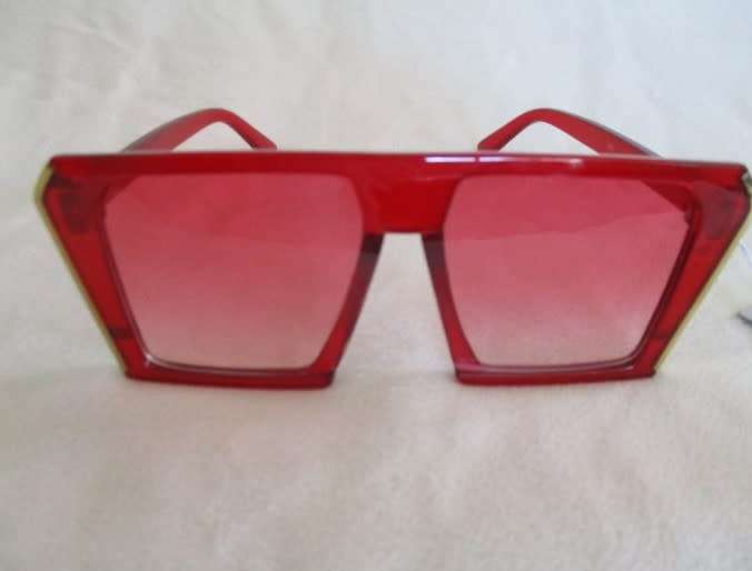 JUST FOR FUN - A PAIR OF ELTON JOHN STYLE SUNGLASSES - EXCELLENT CONDITION