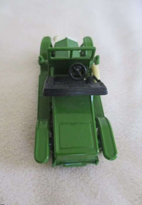 LLEDO DIECAST- BBC HOUSE OF ELIOTT `DAYS GONE` MODEL T - MINT IN BOX