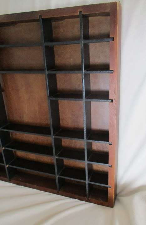 53 SPACES - VERY LARGE WOODEN PRINTERS TRAY FOR YOUR COLLECTABLES