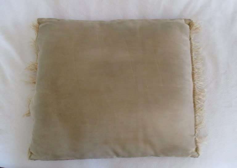 AN ANTIQUE FINELY HAND KNOTTED PERSIAN CUSHION - WONDERFUL CRAFTMANSHIP