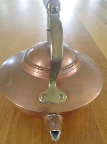 VINTAGE DOURO, PORTUGAL COPPER KETTLE WITH BRASS AND WOOD HANDLE