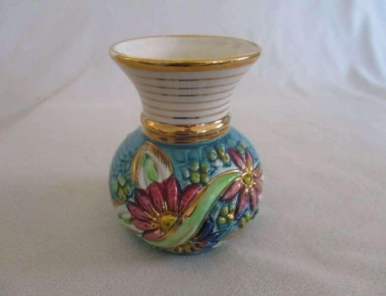 Vintage hand painted art decor vase by Hubert Bequet, Quaregnon, Belgium